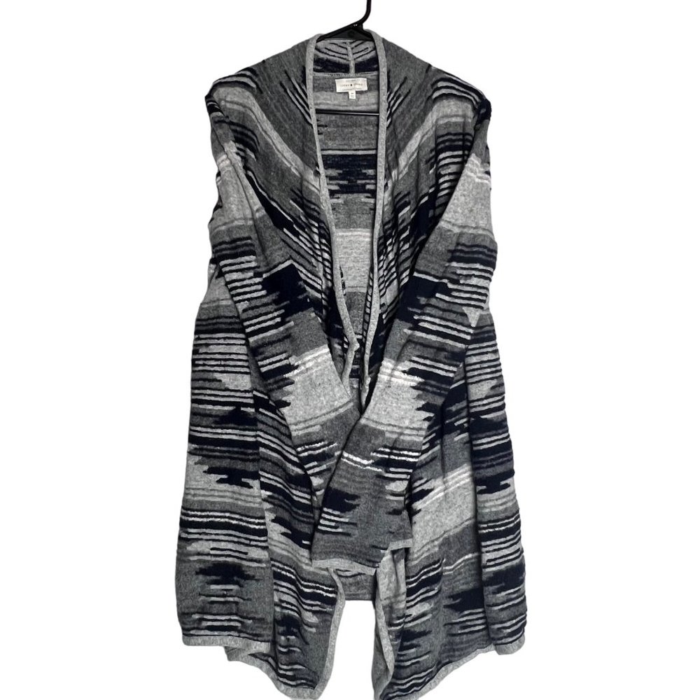 4 for $20 Lucky Brand Aztec Long Cardigan Size Medium - Picture 4 of 13